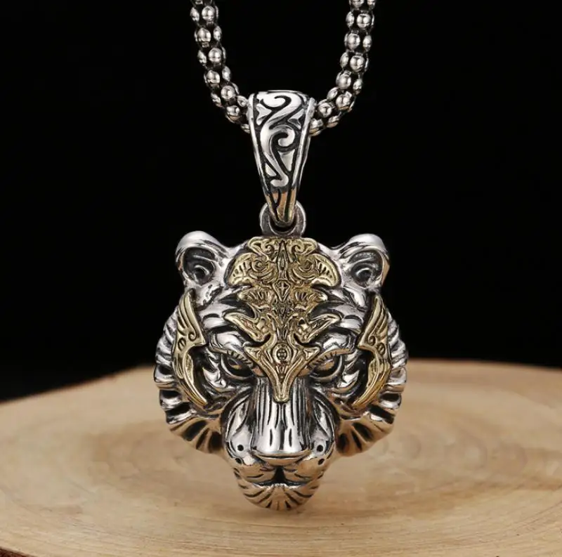 

New Fashion Domineering Tiger Head Metal Pendant Male Rock Hip Hop Clothing Accessories