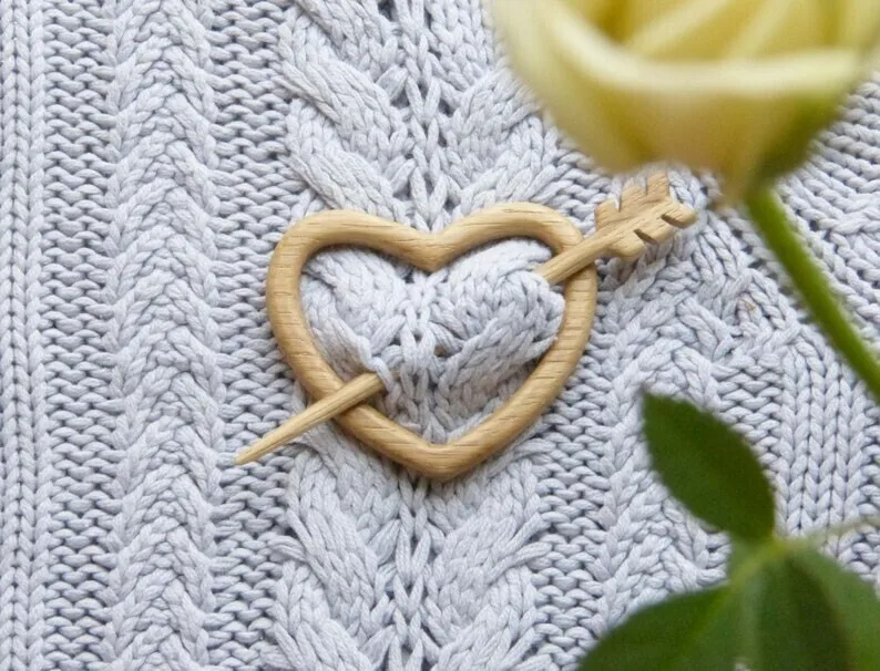 Брошь с деревянным рисунком животного забавная Милая шаль шпильки застежкой