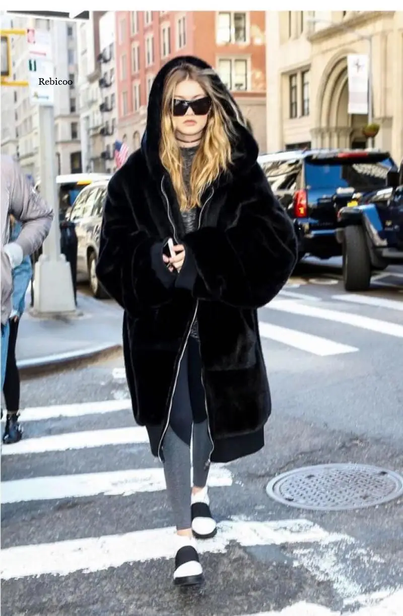 Oversized Winter Faux Fur Coat Women Parka Long Warm Faux Fur Jacket Coats Hoodies Loose Winter Coat Outwear Casaco Feminino
