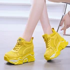Женские кроссовки на танкетке, повседневные прогулочные туфли на скрытом каблуке, нескользящая желтая дышащая сетчатая обувь на платформе