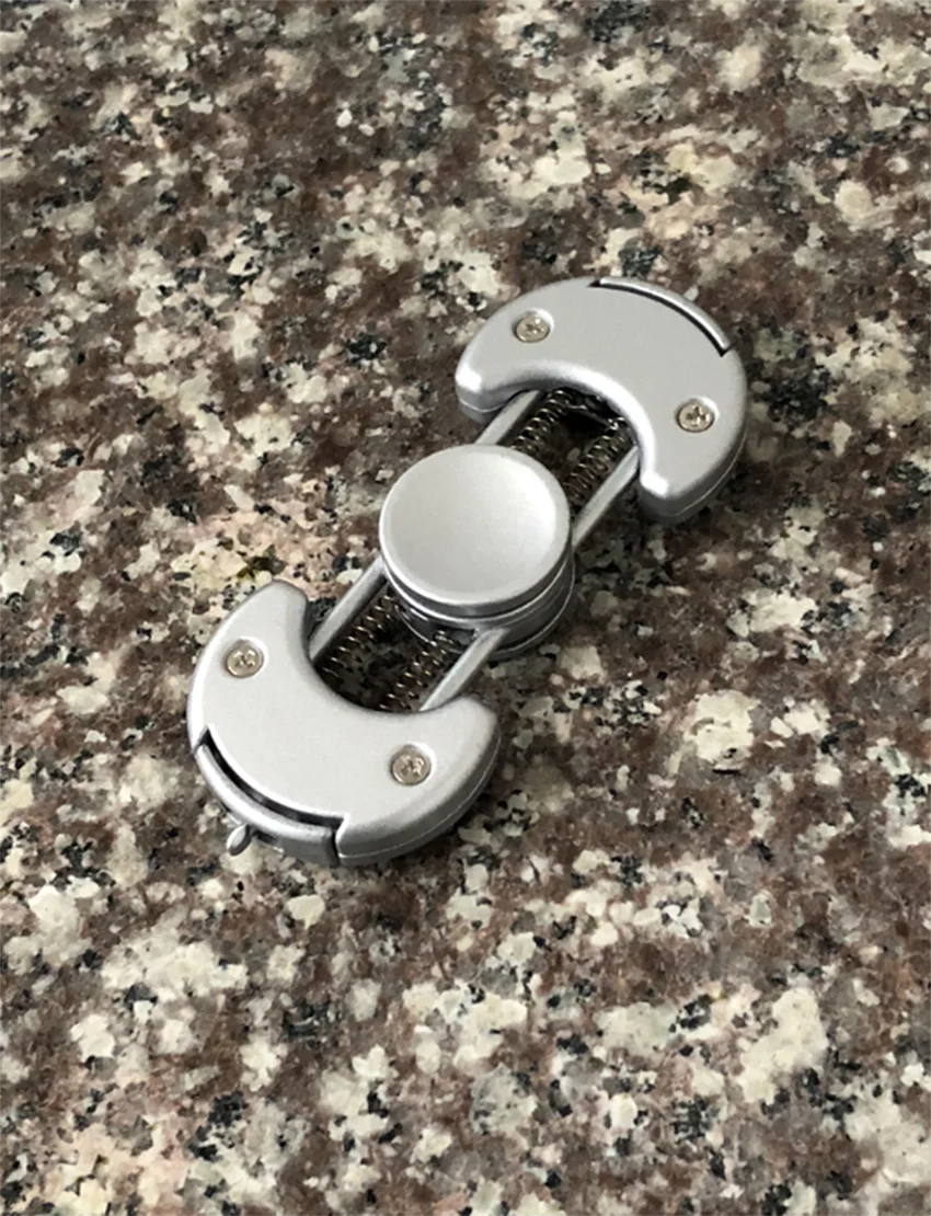 

New popular finger top decompression metal limited edition out of print fingertip top with advanced interphalangeal fidget toy