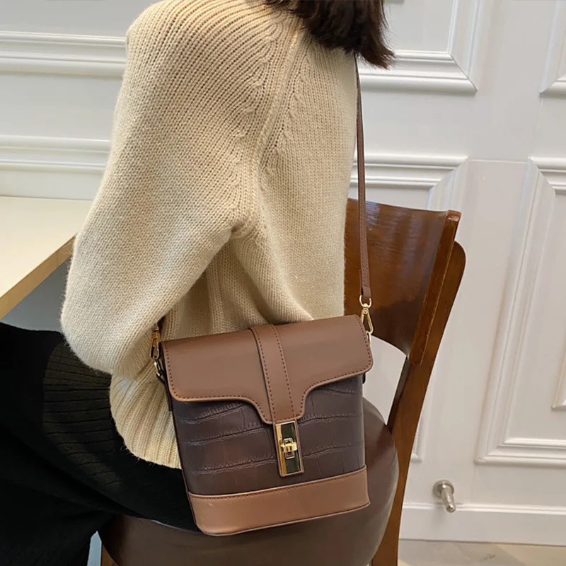 

Autumn and Winter Retro One-shoulder Women's Bag 2021 New Fashion Shoulder Bag Simple Contrast Color Messenger Bucket Bag