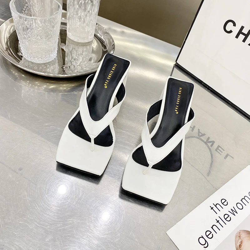 

High-heeled slippers women summer new thick high-heeled square toe sandals and slippers solid color fashion outer wear flip-flop