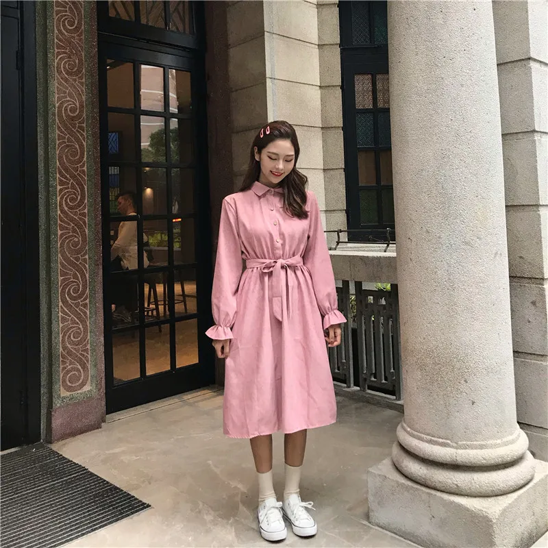 Женское платье с бантом и отложным воротником осеннее туника длинным рукавом