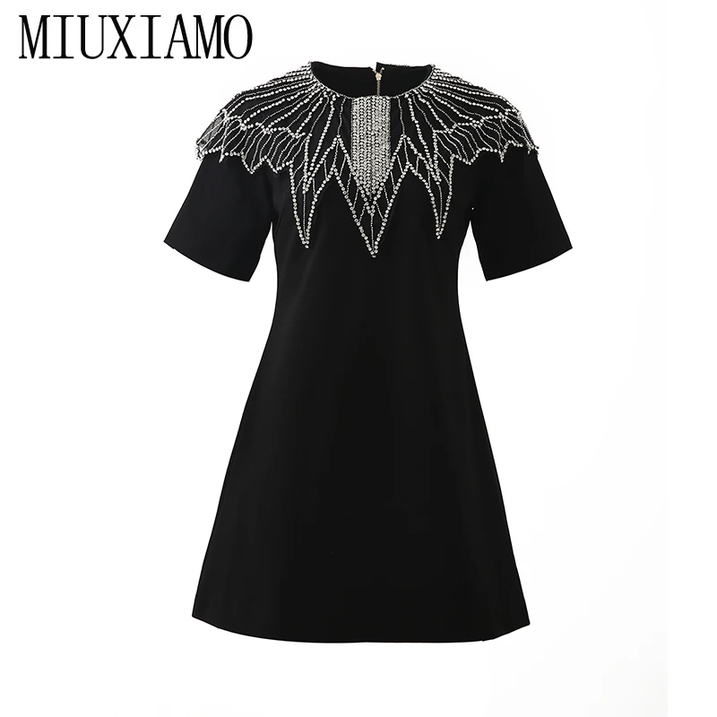 

Женское платье выше колена MIUXIMAO, черное Повседневное платье с рукавом до локтя, расшитое бисером, весна 2020