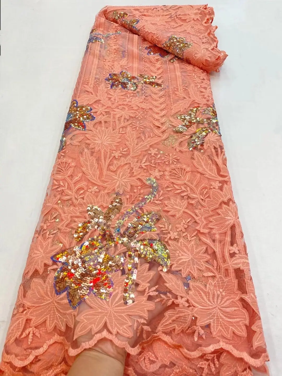 

2021 Hot Fashion African Embroidered Sequins Mesh Lace Fabric Top Quality Sewing Material for Wedding Party Dress