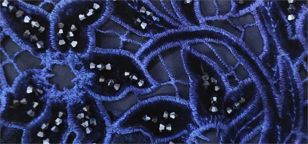 

Harajuku Spring Fall Pleuche T-Shirt European Clothes Girls Sexy Turtleneck Beads Hollow Out Women Tops Long Sleeve Tees 2021