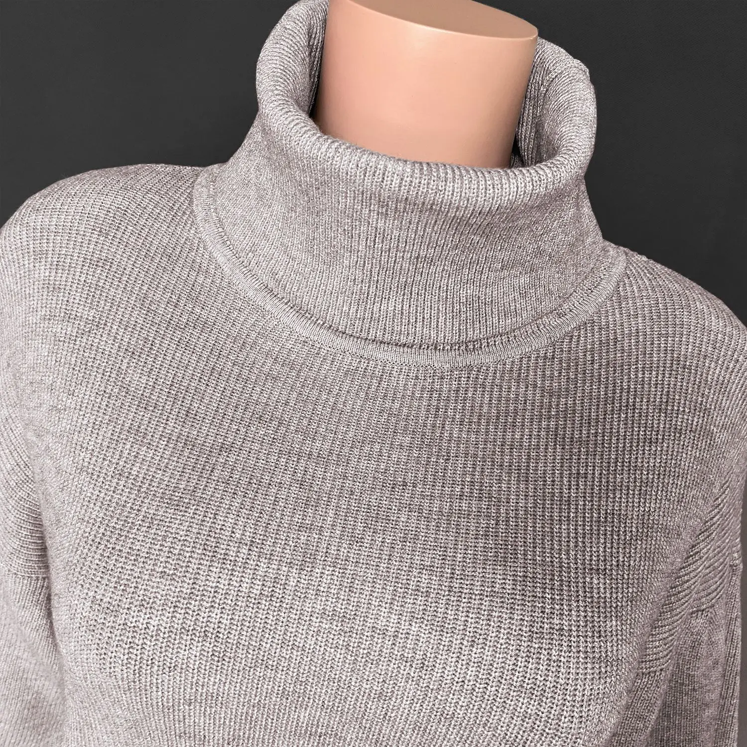 

Women's Clothing In Autumn and Winter of 2020 Fast Selling Popular Leisure High Collar Lantern Sleeve Knitted Halloween Sweater