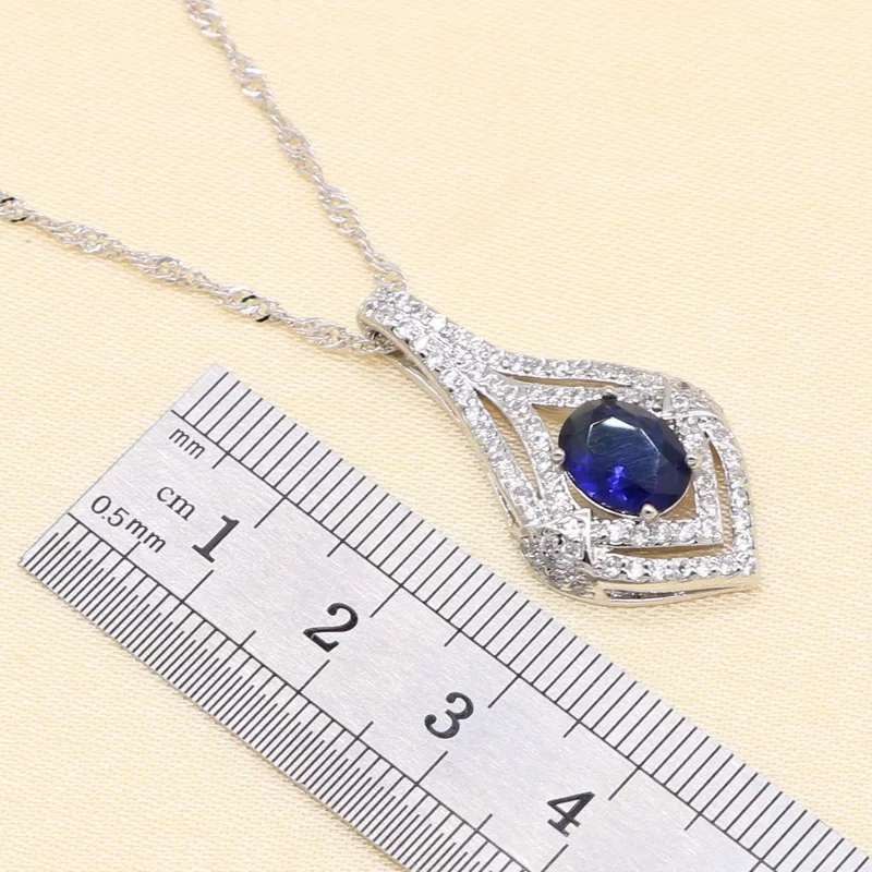 Женский ювелирный комплект из колье серёг браслета и кольца | Украшения