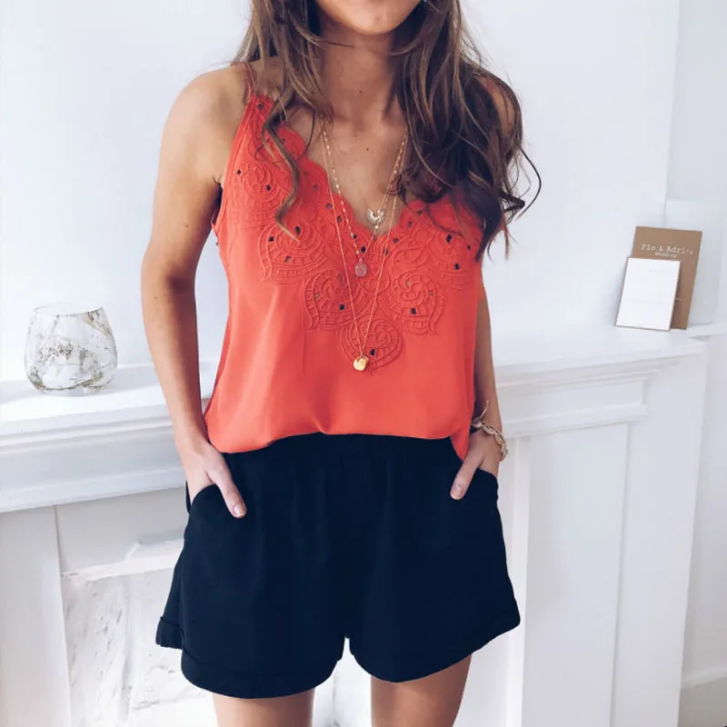 Женская футболка с глубоким вырезом летняя 2019 | одежда