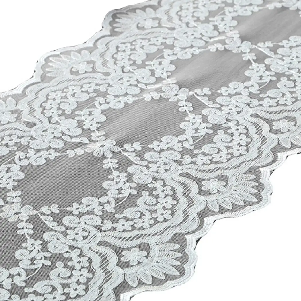 Простая кружевная скатерть белый стол светло-золотой телевизор обеденный | Дом и