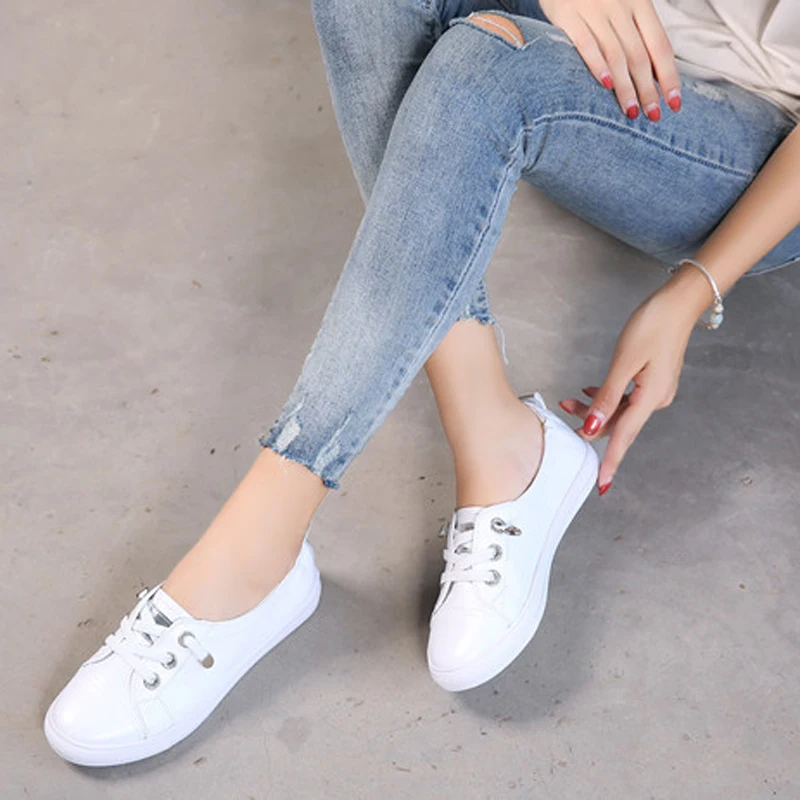 

Autumn New Fashion Women Flat Sneakers Casual Trendy Outdoor Shoes Holiday Vacation Footwear