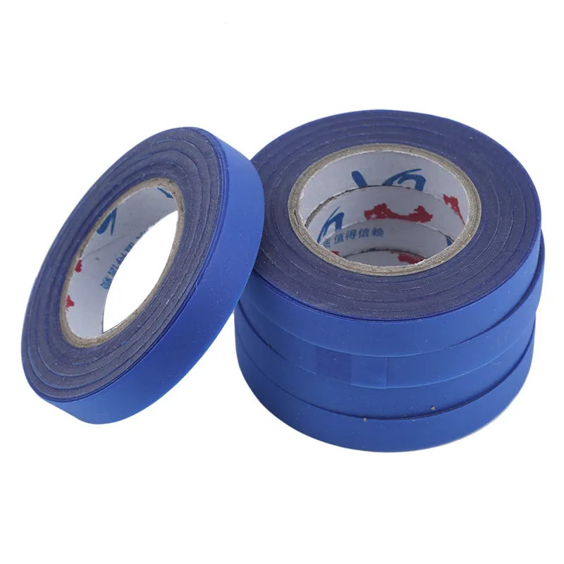 

Садовый цветок, овощи, помидоры, привязанная к палочкам лента, Виноградная лоза, ветви, привязанные с помощью пластиковой ленты и фиксирован...