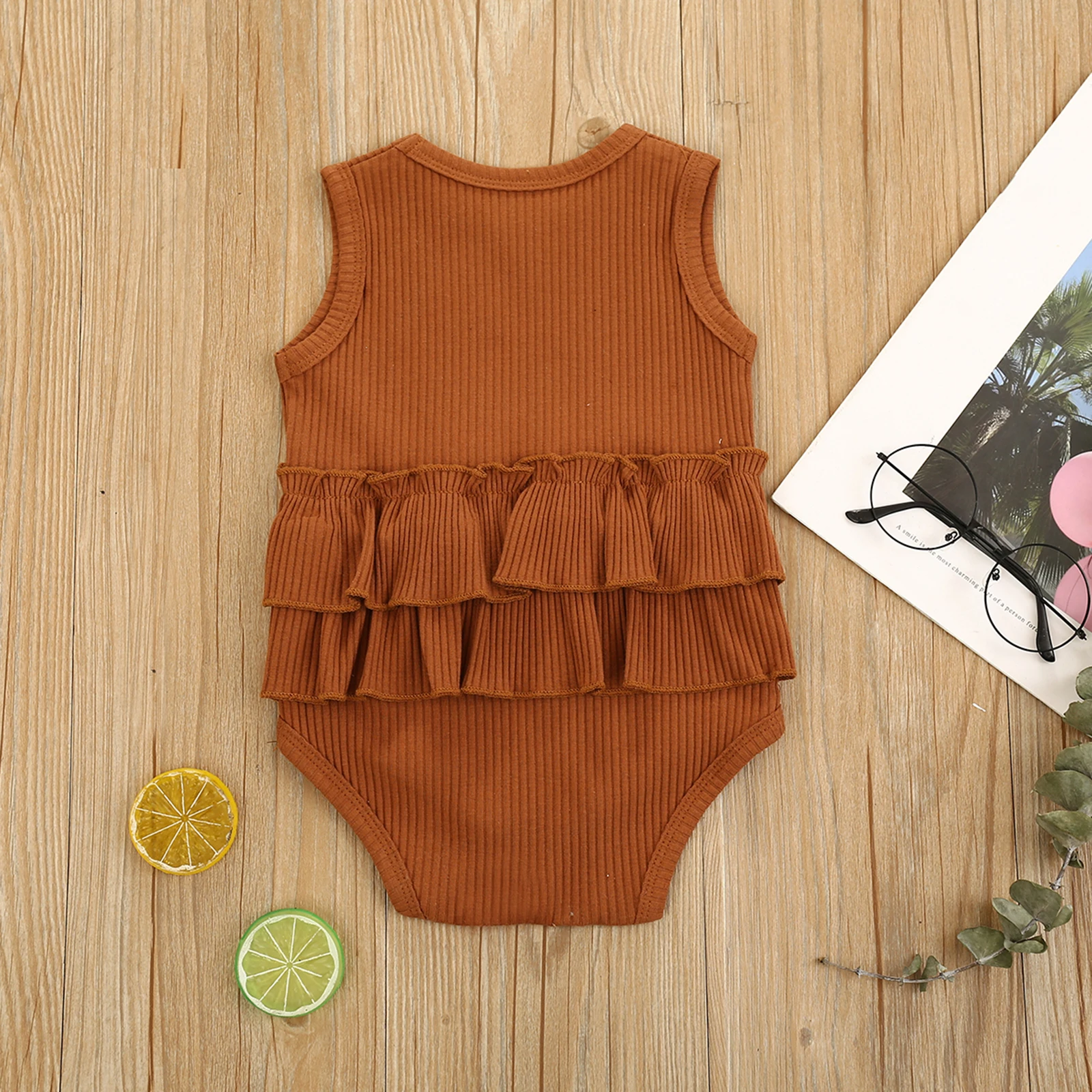 

Baby\u2019s Solid Color One-piece Knitted Romper Sleeveless Ruffled Hem Decorations Triangle Bodysuit for Summer