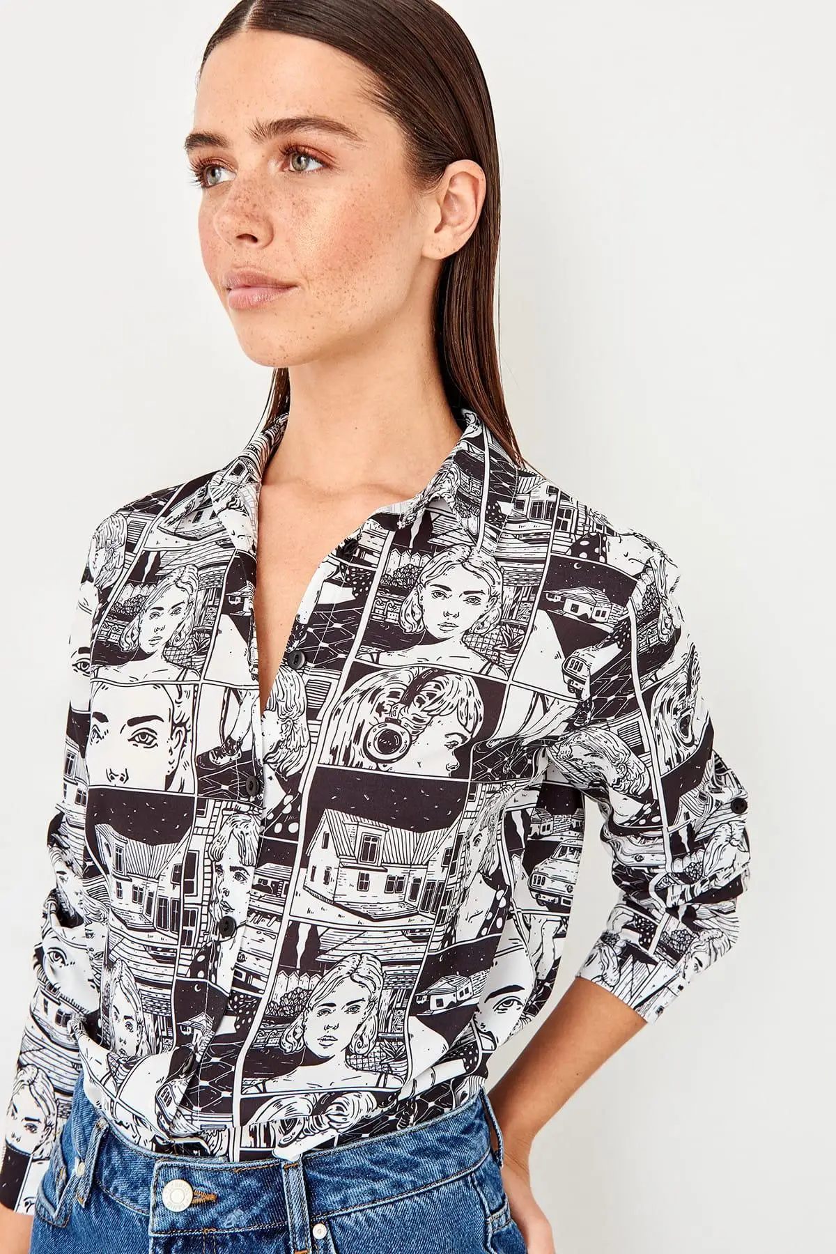 Trendyol черная рубашка с рисунком TWOSS19ST0215