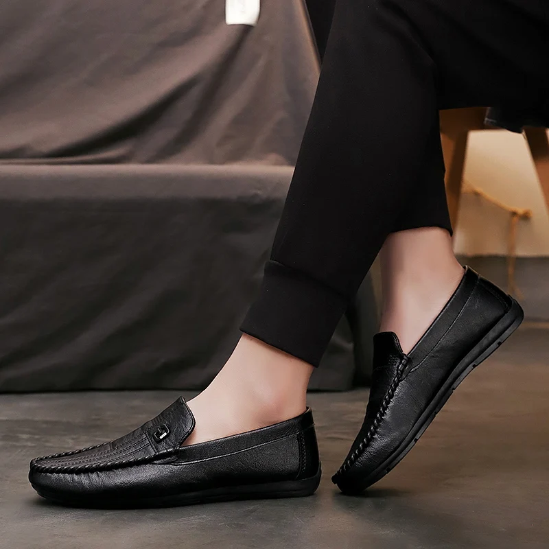 

New Men Leather Loafers Shoes Breathable Casual Shoes Trendy Shoes Non-slip Driving Shoes Set of Feet Lazy Shoes Office Shoes