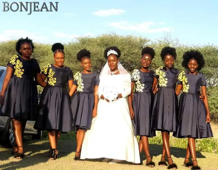 Короткое серое платье подружки невесты в африканском стиле длинное для