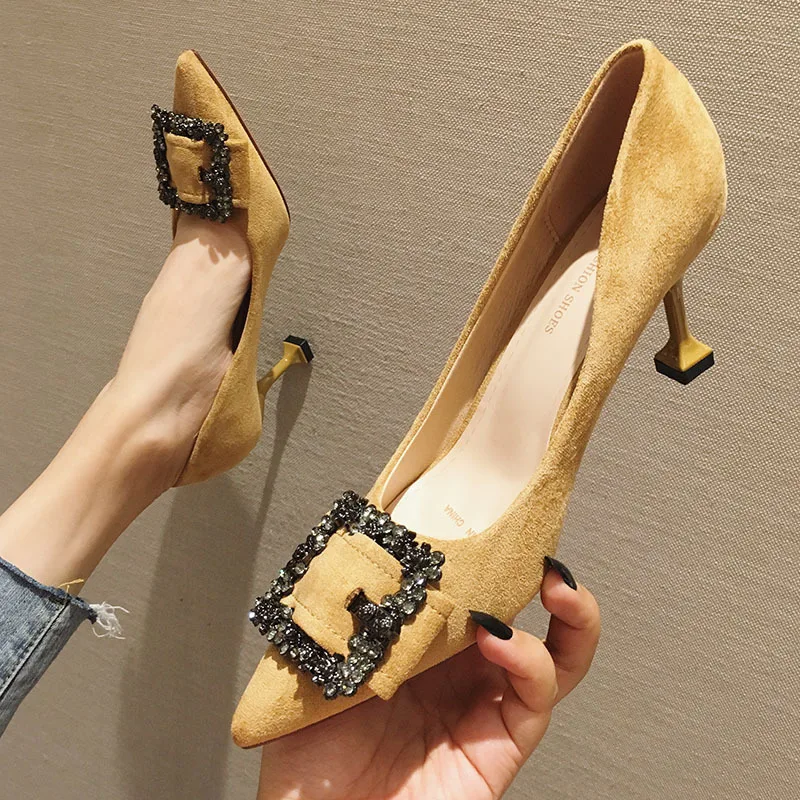 

2019 spring and autumn new fashion rhinestone casual shoes pointed shallow mouth single shoes large size women's shoes