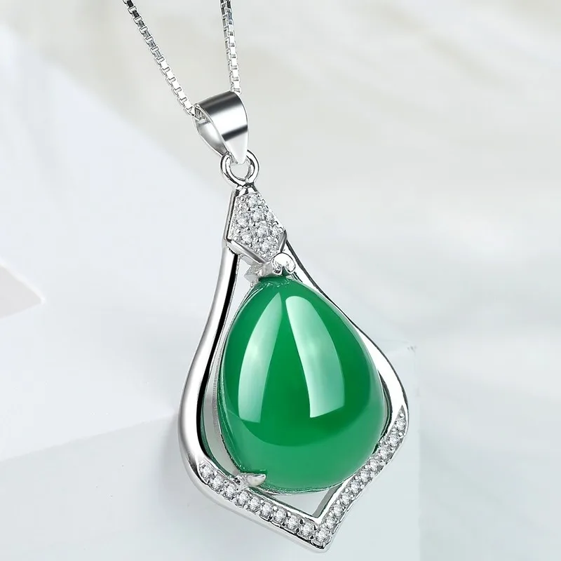 

925 Sterling Silver Color Green Chalcedony Pendant Necklace For Women Water Drop Jade Zircon Diamond Pendant Clavicle Chain