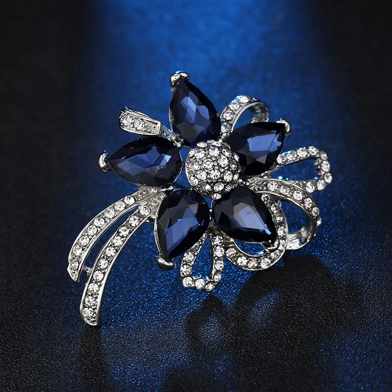 

New hot style men and women suit flower brooch high-grade fashion simple crystal diamond flower brooch retail wholesale