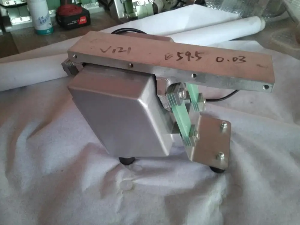 DSFS02Dust-proof электромагнитный вибратор основание привода для линейное подающее устройство для пищевой промышленности/фармацевтика/химические DSFS02