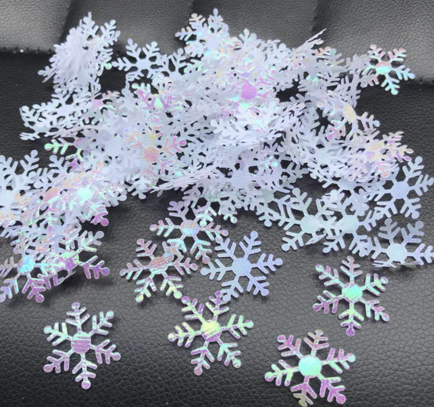 

300Pcs/lot Snowflakes Christmas Decoration Xmas Tree Hanging Ornament Holiday Garden Christmas Wedding Party Snow Flakes Decor