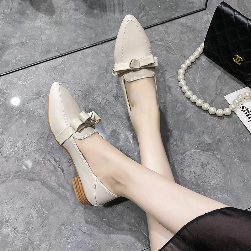 

Туфли женские кожаные на плоской подошве, дизайнерские лоферы, без застежки, весна