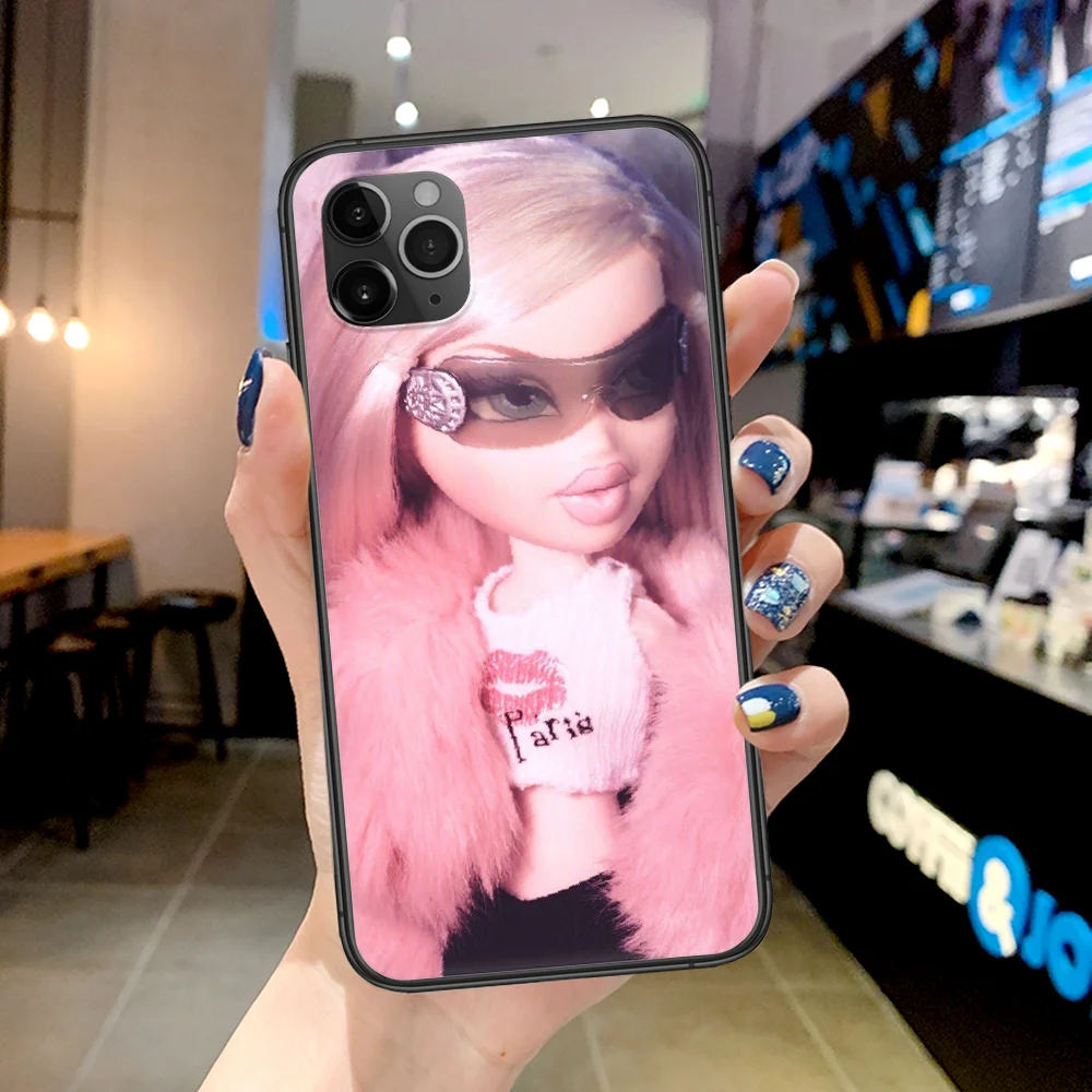 

Cute Bratz Fashion Doll Phone Case For Iphone 4 4s 5 5S SE 5C 6 6S 7 8 Plus X XS XR 11 12 Mini Pro Max 2020 black Cell 3D