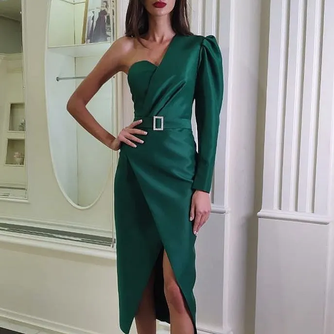 Высокое качество vestidos Зеленый одно плечо длиной до колена облегающее платье