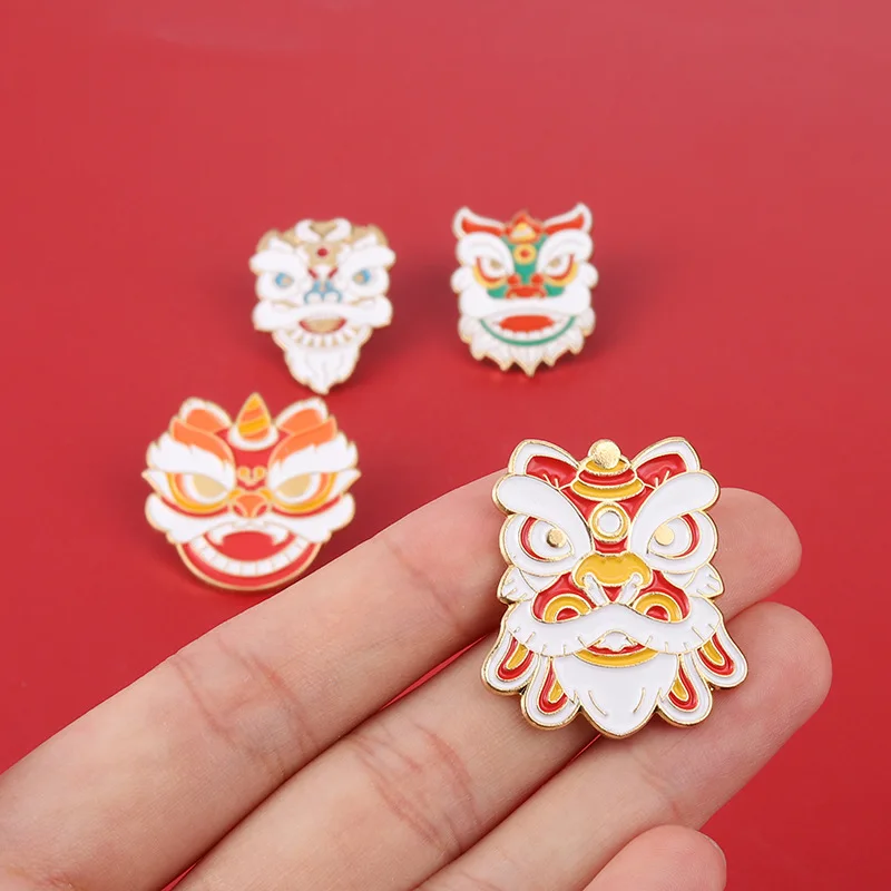 

Vintage Chinese Style Lion Head Brooch Cute Little Animal Avatar Lapel Enamel Pin Backpack Badges Fashion Jewelry Gift Wholesale