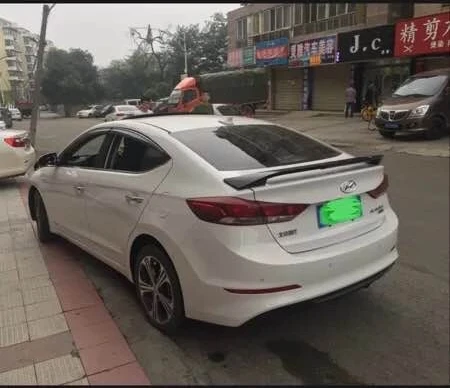 Для HYUNDAI Elantra спойлер 2016-2018 светодиодный светильник ABS Материал заднее крыло