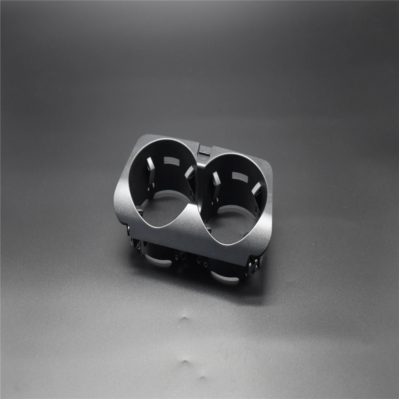 

Car Front Center Console Water Cup Holder Insert Frame for Mercedes-Benz C-Class W205 E-W213 KZS-W253 V-W447 A2056800691