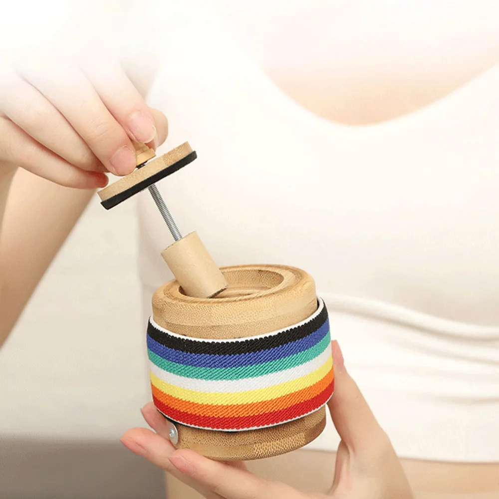 

Bamboo Warm Moxibustion Jar Temperature Control Smokeless Body Device