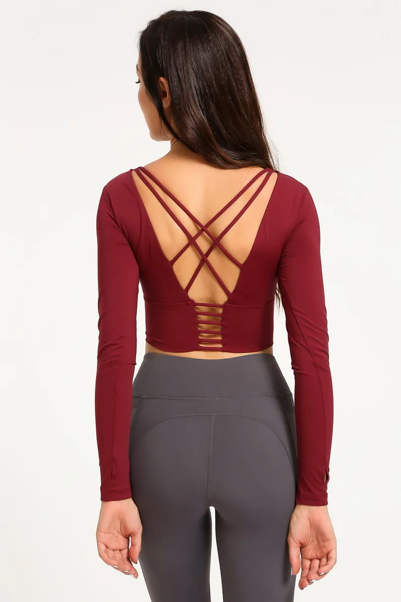 Сзади крест Slim Fit спортивные шорты для занятия йогой для женщин с длинным рукавом Плюс Размер Топы Тренировки Фитнес короткий Модный Топ стиль футболки