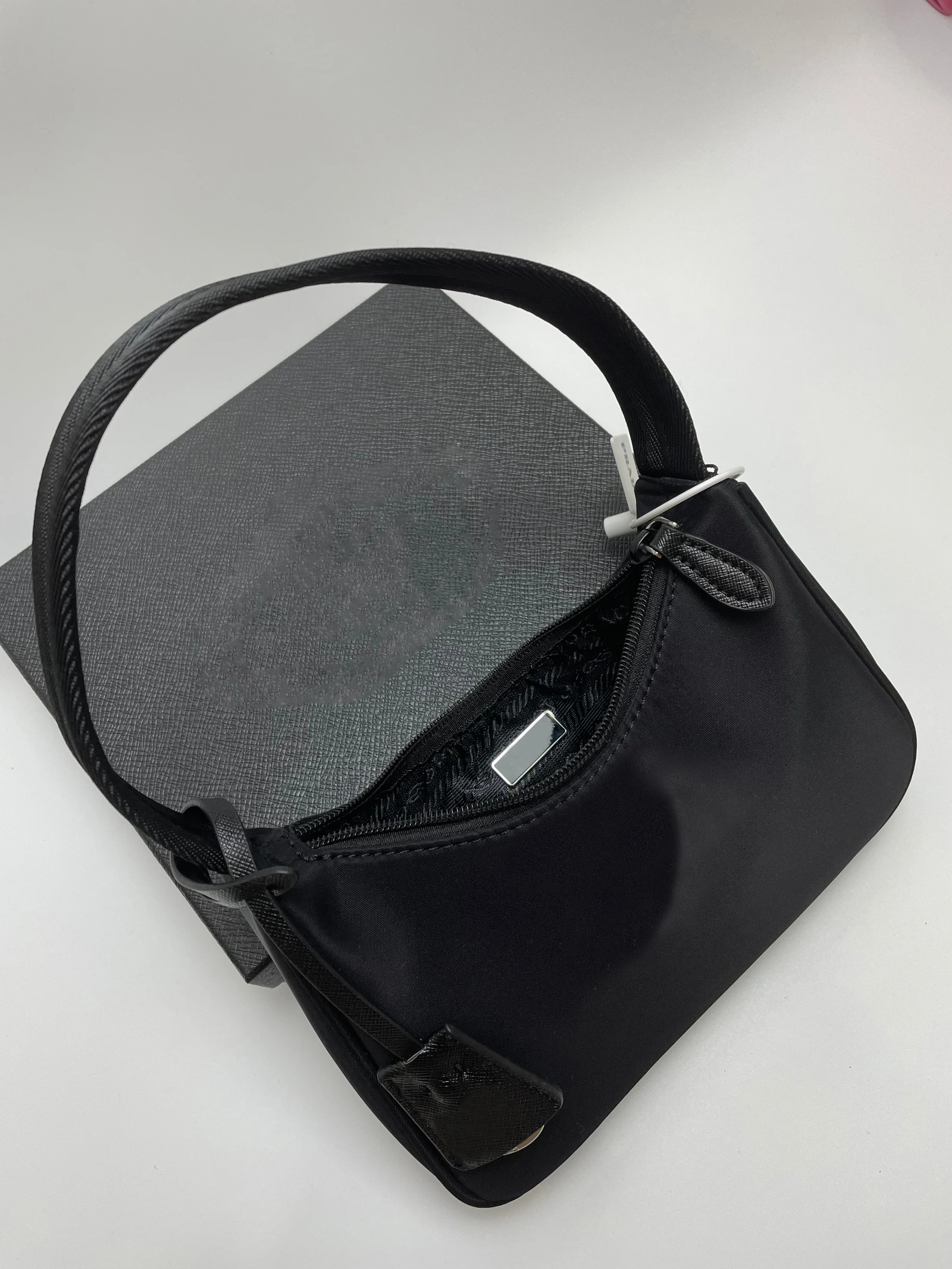 Clean White High Quality nylon cloth shoulder bag，ladies fashion designer messenger bag，handbag Underarm bag |