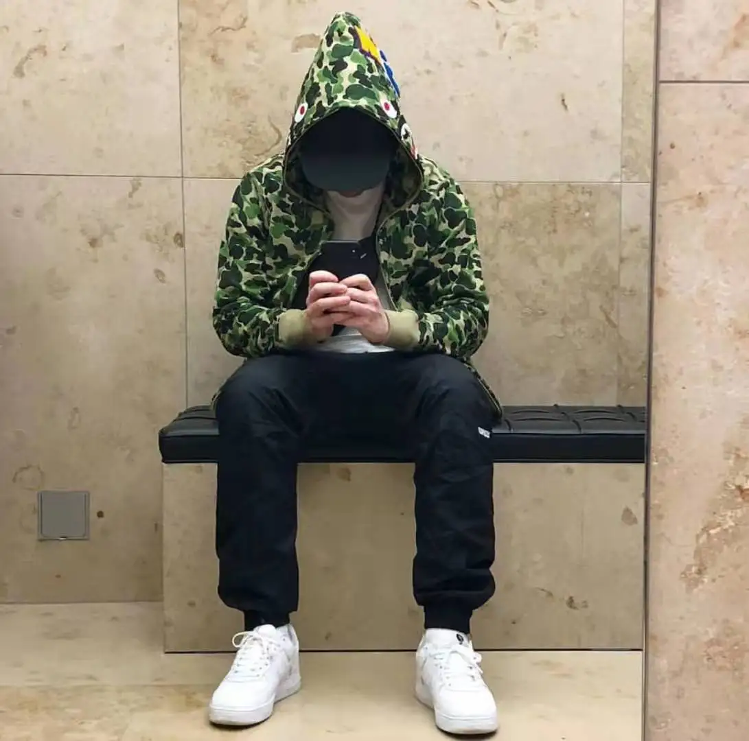 

JP Shark Hoodies Winter New Camouflage Fleece Loose Casual Bape Shark Hooded Coat Couple Clothes Sweatshirts Men Clothing