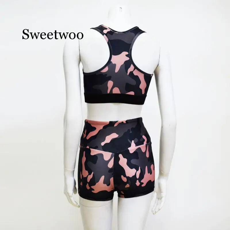

New 2020 Summer Sports Woman Set Camouflage Gym Clothing Dry Fit Fitness Suit Women Sportswear Zipper Bra Shorts Kit Workout