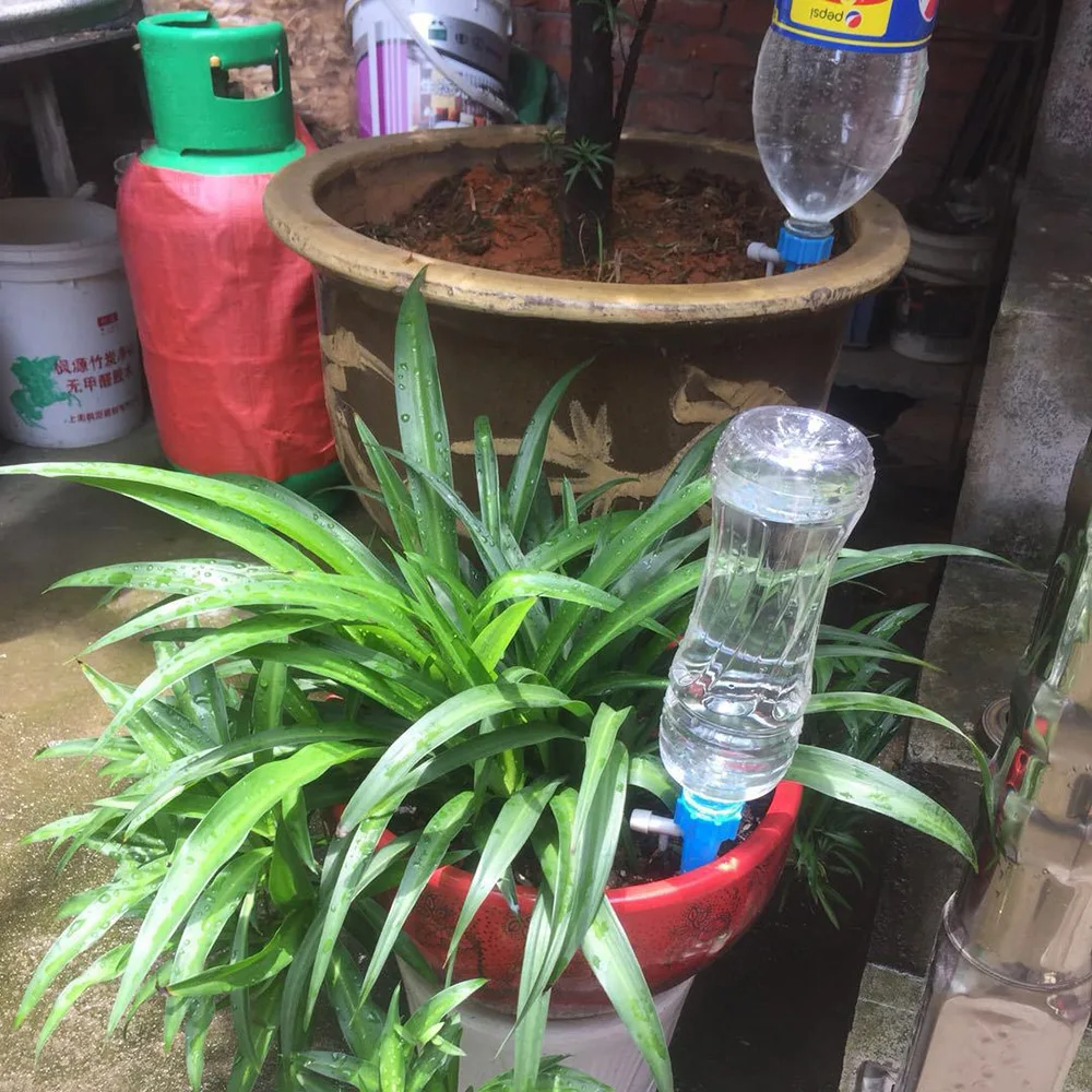 Автоматическое садовое самополивающееся оросительное устройство