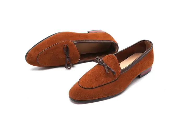 

Туфли мужские на плоской подошве, с бантом, из лакированной кожи