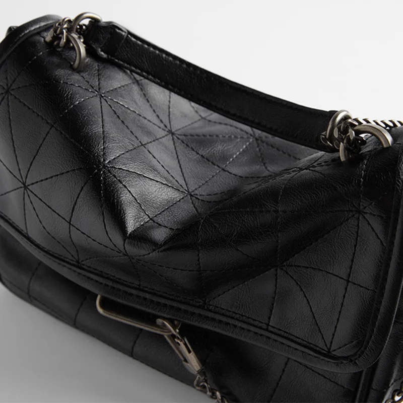 

Ankareeda Soft PU Leather Crossbody Bags For Women 2020 Chain Design Shoulder Messenger Bag Lady Small Wandering Handbags Black