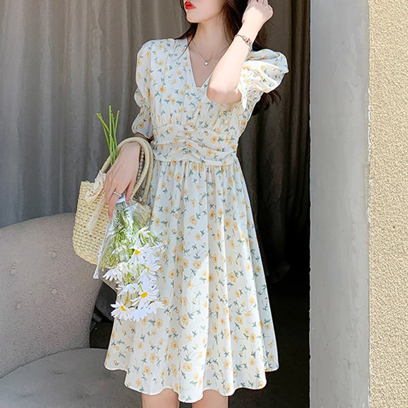 

Zoki Casual Women Dress Print Floral V Neck Puff Sleeve Mid Dress Hight Waist and Thin French Style Hot Fashion Summer 2021 New