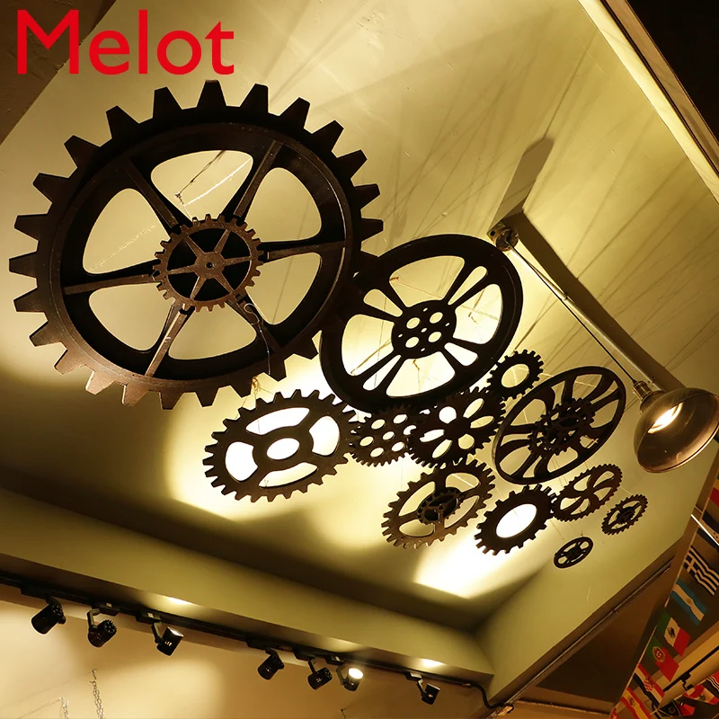 

High-End Industrial Style Gear Ornament Crafts Vintage Distressed Wall Hanging Bar Shop Wall Pendant Bedroom Decor