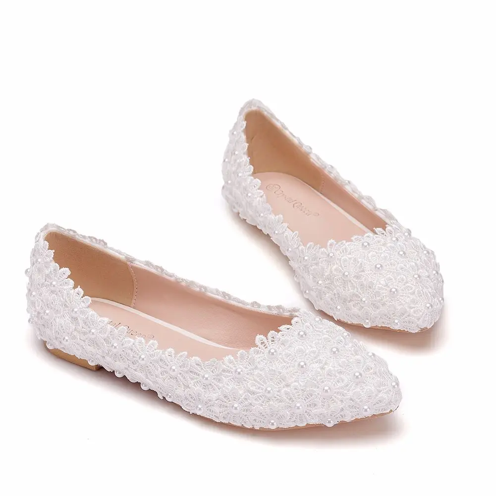 

Crystal Queen White Lace Flower Wedding Shoes Woman Round Toe Slips Lady Dress Flats Big Size 43