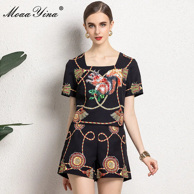 

MoaaYina 2021 новые летние повседневные Черные костюмы с принтом женские топы с квадратным воротником и короткими рукавами и шорты с высокой тали...