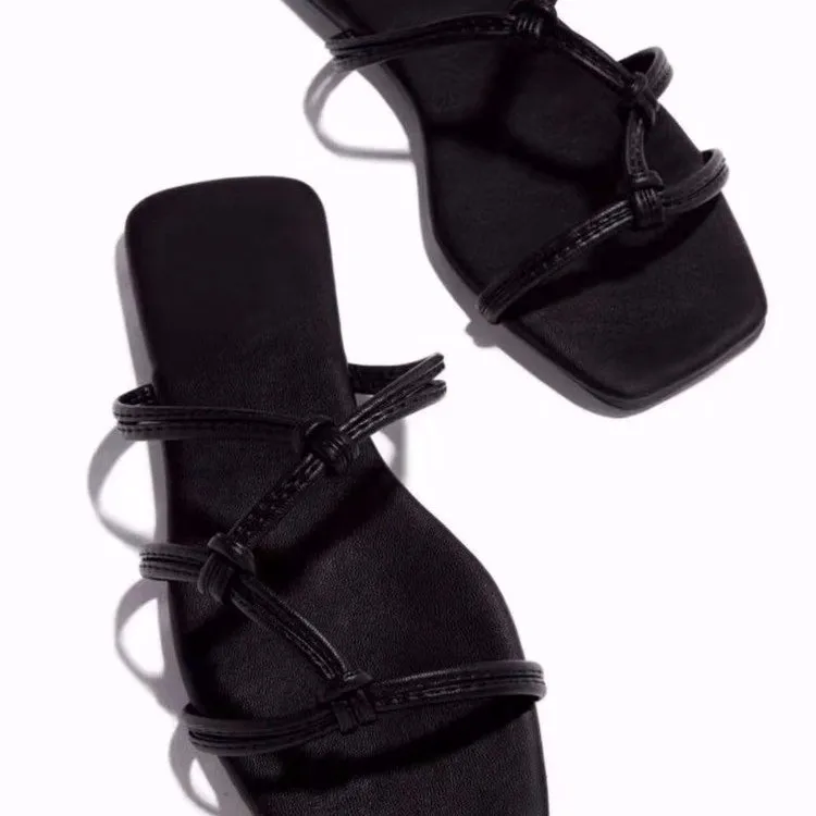 

Fashion 2021 Women Sandals Slippers Square Toe Slides Summer Design Ladies Size 35-43 Zapatillas Mujer Casa Flat Beach Sandals