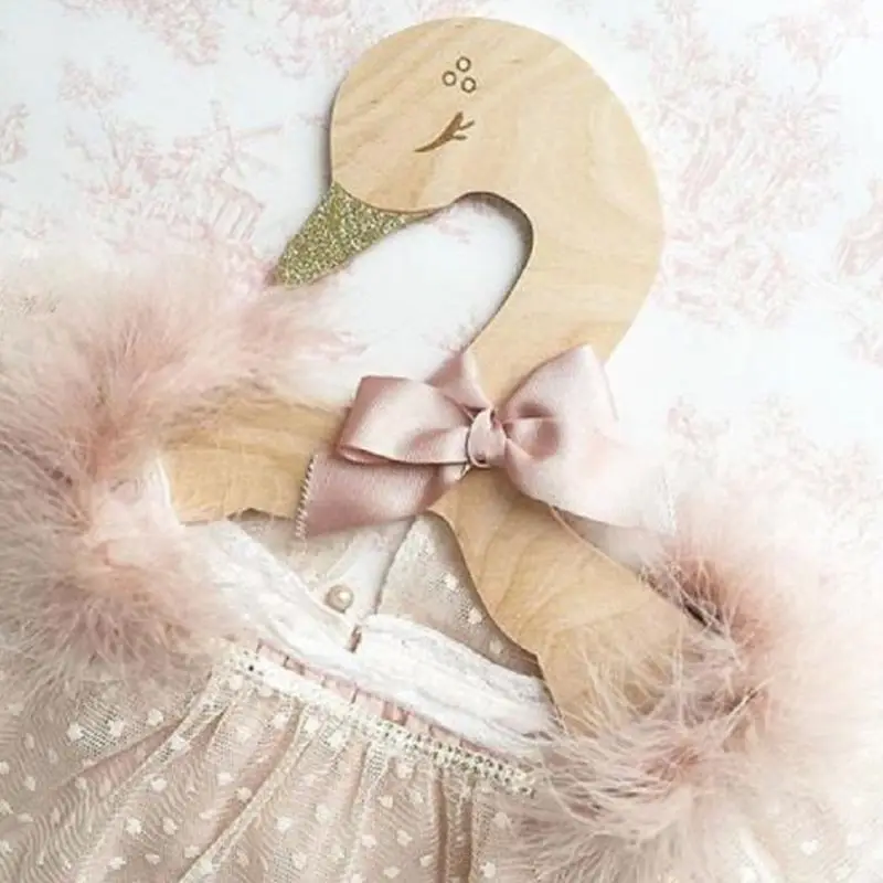 

4pcs Sweet Swan Bow Baby Kids Room Nursery Wooden Coat Clothes Hook Hanger