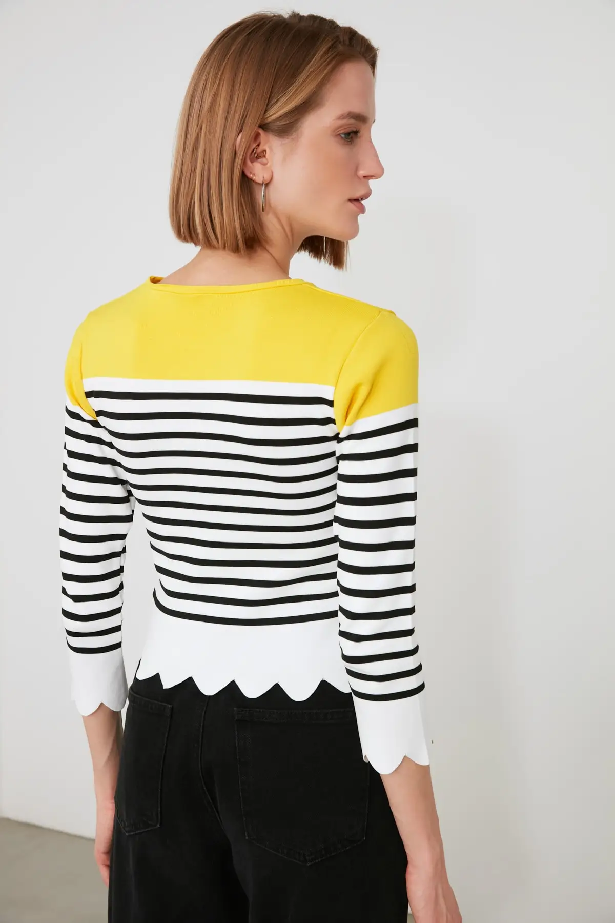 

Trendyol Knitwear Sweater TWOAW21KZ2876