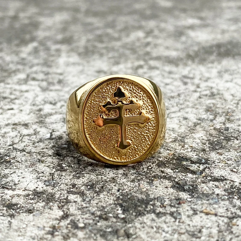 Кольцо с крестом Lorraine Золотое титановое кольцо из нержавеющей стали крестиком