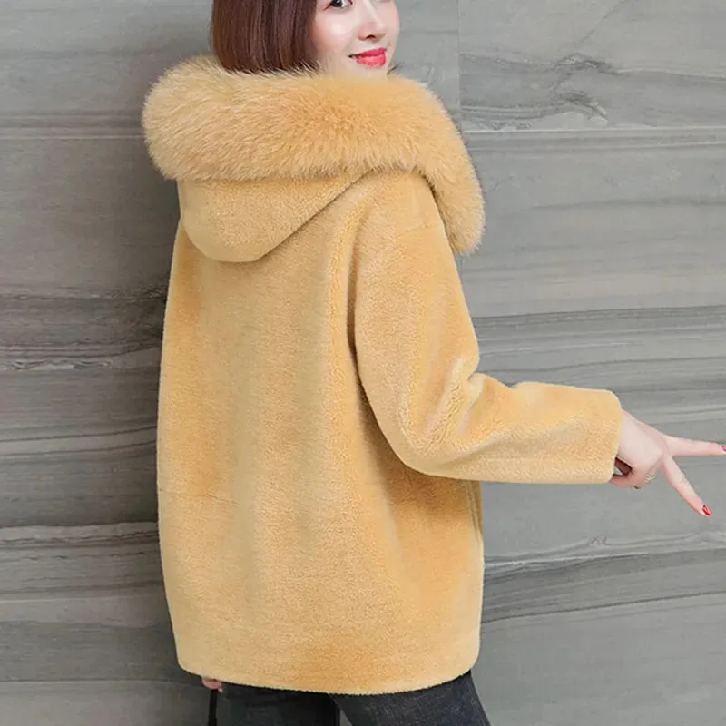 

Women Faux Fur Coat 2021 New Winter Jacket Thick Warm Lamb Fur Coat Hooded 5XL Elegant Long Sleeve Female Winter Coat Outerwear