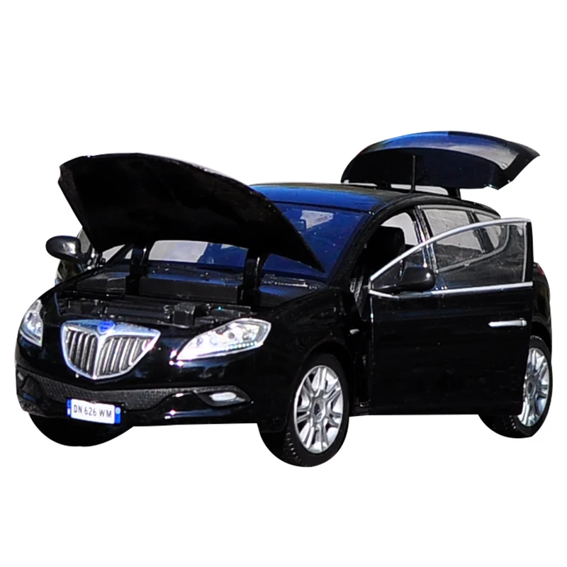 

1:24 Scale Simulation For FIAT Lancia Delta Diecast Alloy Metal Car Model Vehicle Decoration Display Souvenir Ornaments Show